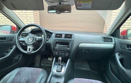 Volkswagen Jetta VI, 2012 год, 890 000 рублей, 5 фотография