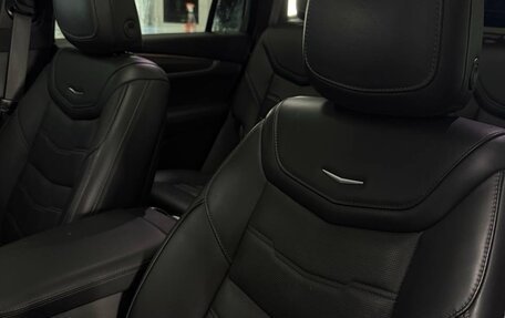 Cadillac XT6 I, 2021 год, 3 350 000 рублей, 8 фотография