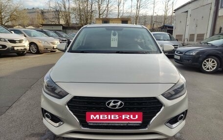 Hyundai Solaris II рестайлинг, 2019 год, 1 399 000 рублей, 2 фотография