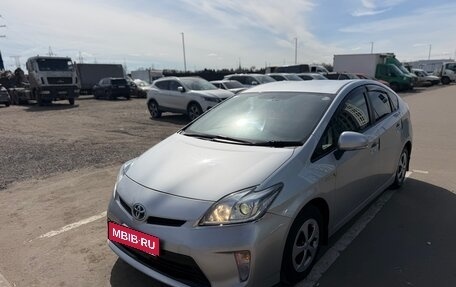 Toyota Prius, 2014 год, 1 250 000 рублей, 6 фотография