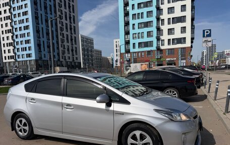 Toyota Prius, 2014 год, 1 250 000 рублей, 9 фотография