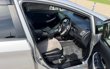 Toyota Prius, 2014 год, 1 250 000 рублей, 12 фотография