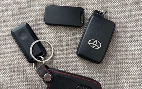 Toyota Prius, 2014 год, 1 250 000 рублей, 38 фотография