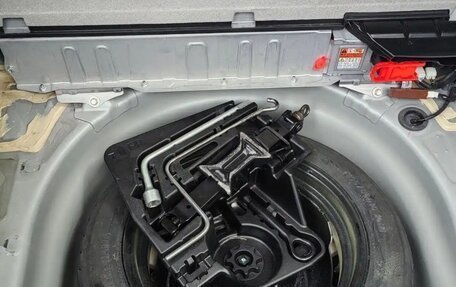 Toyota Prius, 2014 год, 1 250 000 рублей, 39 фотография