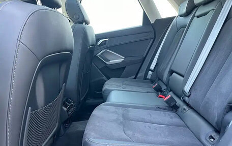 Audi Q3, 2023 год, 2 689 613 рублей, 11 фотография