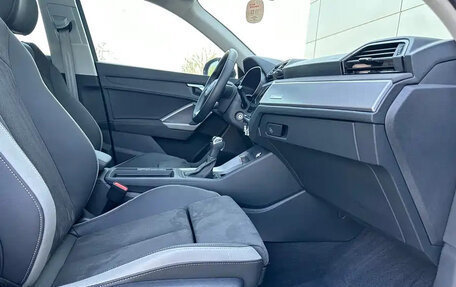 Audi Q3, 2023 год, 2 689 613 рублей, 13 фотография