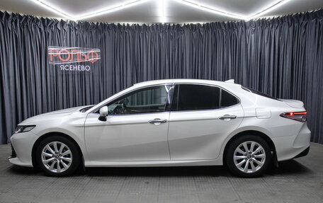 Toyota Camry, 2019 год, 2 249 000 рублей, 8 фотография