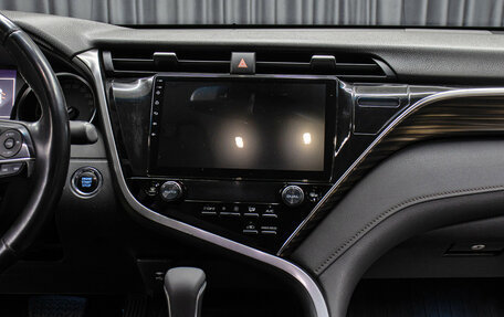 Toyota Camry, 2019 год, 2 249 000 рублей, 15 фотография