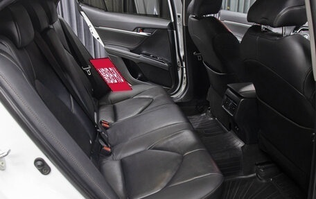 Toyota Camry, 2019 год, 2 249 000 рублей, 11 фотография