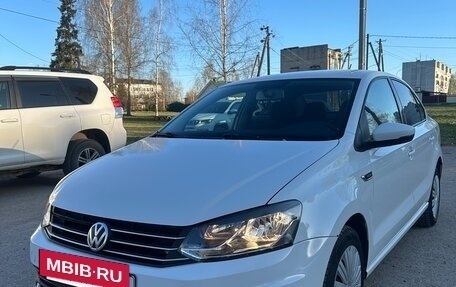 Volkswagen Polo VI (EU Market), 2018 год, 970 000 рублей, 3 фотография