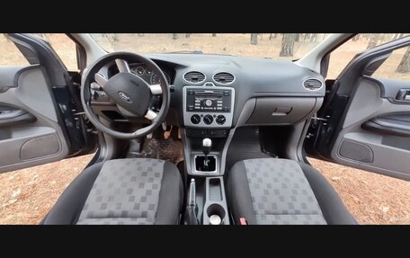 Ford Focus II рестайлинг, 2006 год, 240 000 рублей, 5 фотография