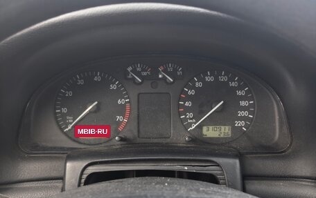 Volkswagen Passat B5+ рестайлинг, 1996 год, 250 000 рублей, 2 фотография