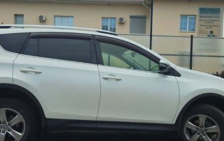 Toyota RAV4, 2015 год, 2 080 000 рублей, 3 фотография