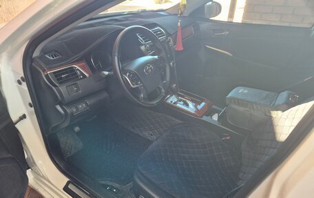 Toyota Camry, 2014 год, 1 650 000 рублей, 5 фотография