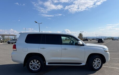 Toyota Land Cruiser 200, 2015 год, 5 650 000 рублей, 1 фотография