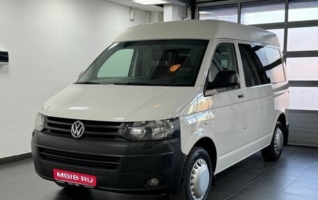 Volkswagen Transporter T5 рестайлинг, 2014 год, 2 200 000 рублей, 1 фотография