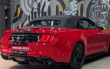 Ford Mustang VI рестайлинг, 2022 год, 7 200 000 рублей, 4 фотография