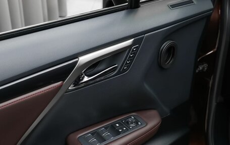 Lexus RX IV рестайлинг, 2021 год, 6 299 000 рублей, 16 фотография