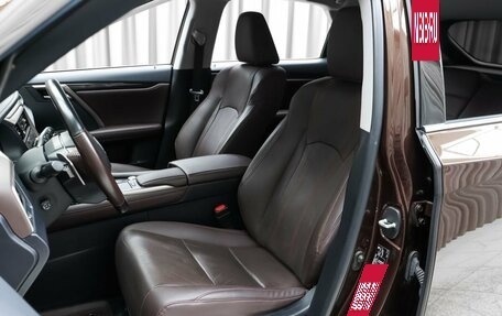 Lexus RX IV рестайлинг, 2021 год, 6 299 000 рублей, 9 фотография