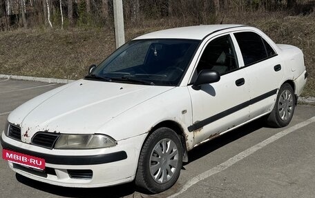 Mitsubishi Carisma I, 2001 год, 208 000 рублей, 3 фотография