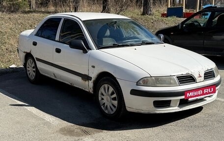 Mitsubishi Carisma I, 2001 год, 208 000 рублей, 2 фотография