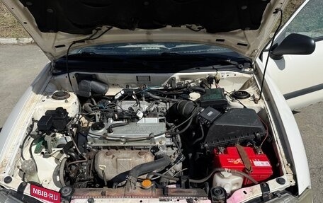 Mitsubishi Carisma I, 2001 год, 208 000 рублей, 7 фотография