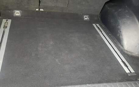 Toyota Land Cruiser Prado 150 рестайлинг 2, 2014 год, 3 000 000 рублей, 15 фотография