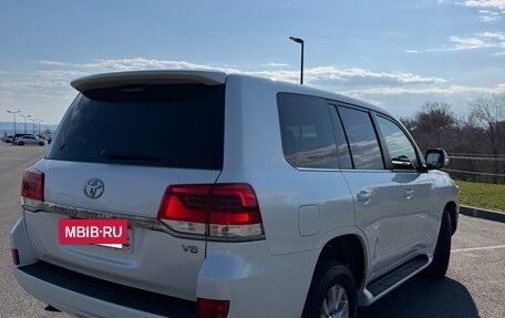 Toyota Land Cruiser 200, 2015 год, 5 650 000 рублей, 2 фотография