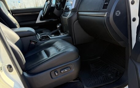 Toyota Land Cruiser 200, 2015 год, 5 650 000 рублей, 9 фотография