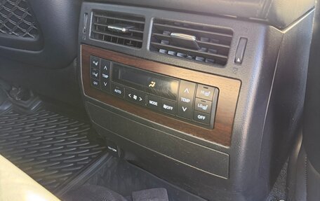 Toyota Land Cruiser 200, 2015 год, 5 650 000 рублей, 15 фотография