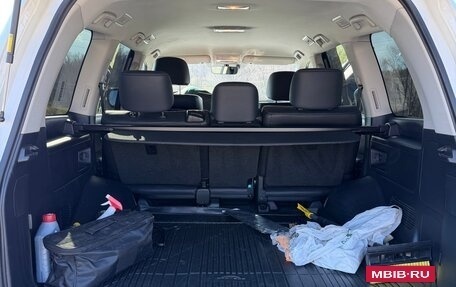 Toyota Land Cruiser 200, 2015 год, 5 650 000 рублей, 10 фотография