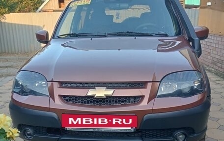 Chevrolet Niva I рестайлинг, 2018 год, 770 000 рублей, 5 фотография