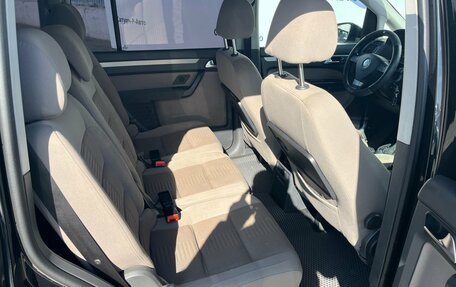 Volkswagen Touran III, 2010 год, 690 000 рублей, 10 фотография