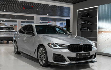 BMW 5 серия, 2021 год, 4 500 000 рублей, 2 фотография