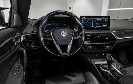 BMW 5 серия, 2021 год, 4 500 000 рублей, 7 фотография