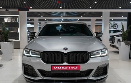 BMW 5 серия, 2021 год, 4 500 000 рублей, 3 фотография