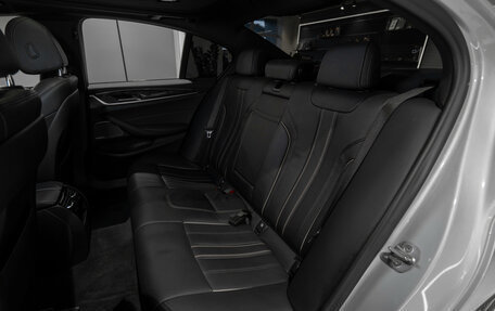 BMW 5 серия, 2021 год, 4 500 000 рублей, 14 фотография