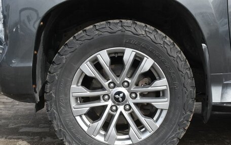 Mitsubishi Pajero Sport III рестайлинг, 2021 год, 3 950 000 рублей, 9 фотография