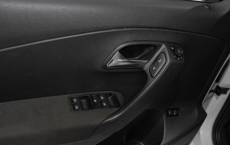 Volkswagen Polo VI (EU Market), 2018 год, 1 570 000 рублей, 17 фотография