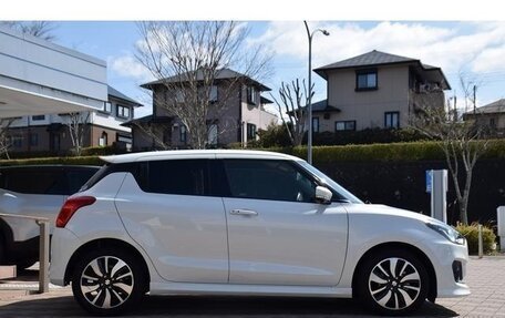Suzuki Swift V, 2019 год, 840 000 рублей, 2 фотография