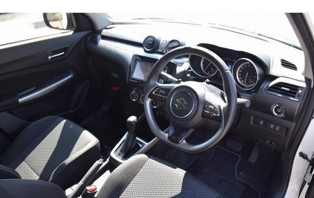 Suzuki Swift V, 2019 год, 840 000 рублей, 12 фотография