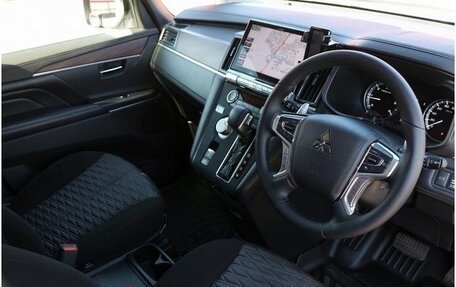 Mitsubishi Delica D:5 I, 2023 год, 2 740 000 рублей, 5 фотография