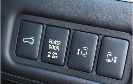 Mitsubishi Delica D:5 I, 2023 год, 2 740 000 рублей, 12 фотография