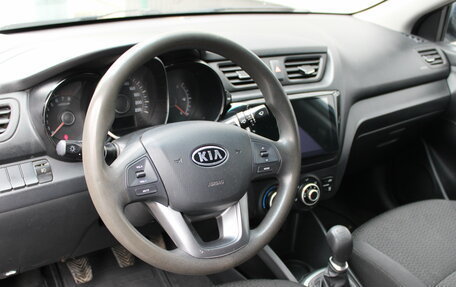 KIA Rio III рестайлинг, 2012 год, 685 000 рублей, 10 фотография