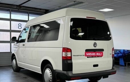 Volkswagen Transporter T5 рестайлинг, 2014 год, 2 200 000 рублей, 6 фотография