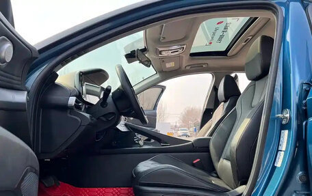 Hyundai Elantra, 2022 год, 1 400 000 рублей, 8 фотография