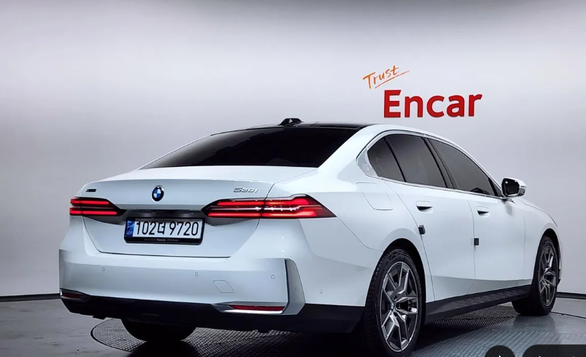 BMW 5 серия G30, 2023 год, 6 950 000 рублей, 2 фотография