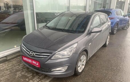 Hyundai Solaris II рестайлинг, 2015 год, 949 000 рублей, 1 фотография