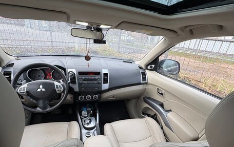 Mitsubishi Outlander III рестайлинг 3, 2008 год, 1 190 000 рублей, 8 фотография
