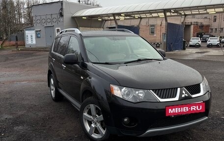 Mitsubishi Outlander III рестайлинг 3, 2008 год, 1 190 000 рублей, 2 фотография